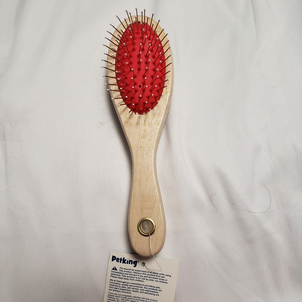 Perking Pet brush for pet.